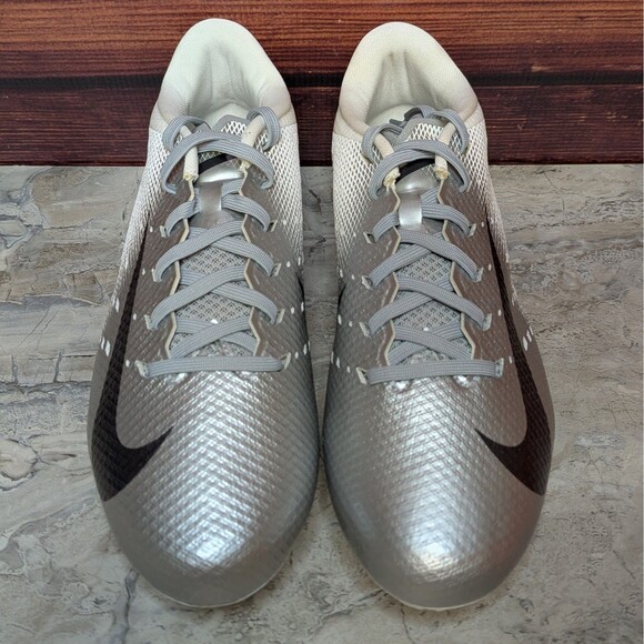 Nike Vapor Untouchable Speed 3 Men\'s 8.5 White Metallic Grey Cleats 917166-101 main image 10